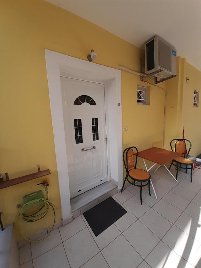 Yellow House Lejlighed Kalamata Eksteriør billede